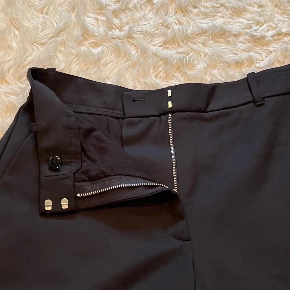 & Other Stories Black Women's Shorts - Picture 5 of 9